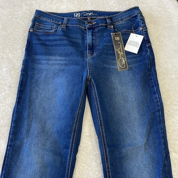 DG2 by Diane Gilman Virtual Stretch Up-Lifter Boot-Cut Jean - Picture 6 of 12